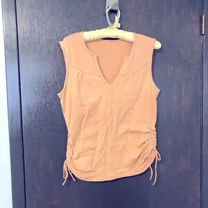 Ladies Beige Top Size Medium Sleeveless. $5.00 AS AN ADD ON